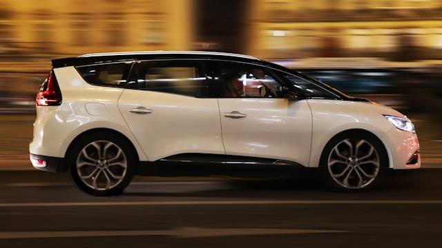 アルファードPHEVのタイヤ